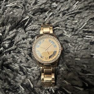 Elegant Gold Women's Watch